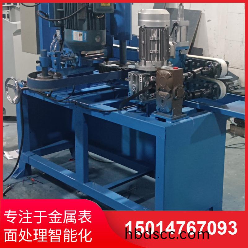 自(zi)動(dong)側麵(mian)砂光機(ji)廠(chang)傢(jia)